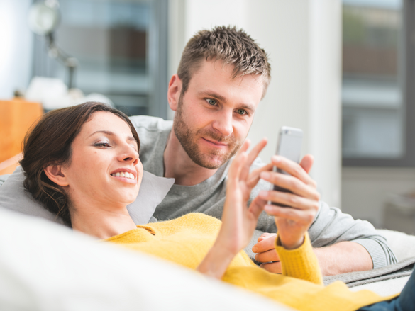 Always the best climate, Shooting 2016, couple, pair, twosome, connectivity, smartphone