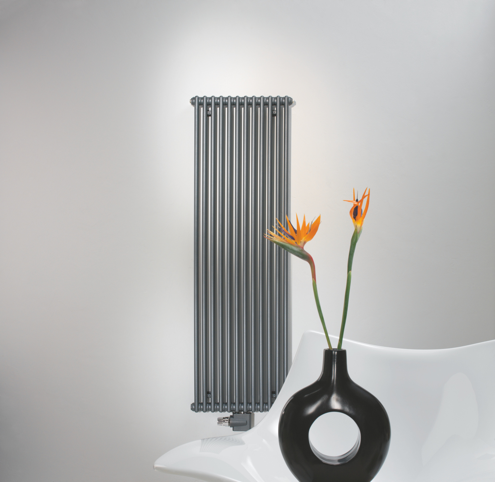 Rendering Zehnder Charleston Decorative radiator Front view